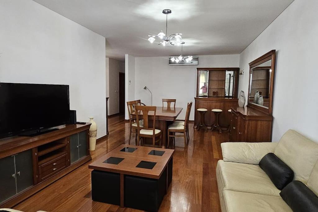 Apartament Vista Mar - Ac, Pool & Gym Funchal  Zewnętrze zdjęcie